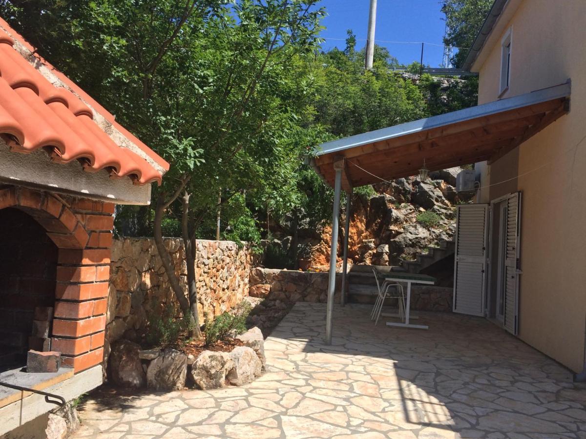 Apartmani Lisak Ugrina Baric Draga Exterior photo