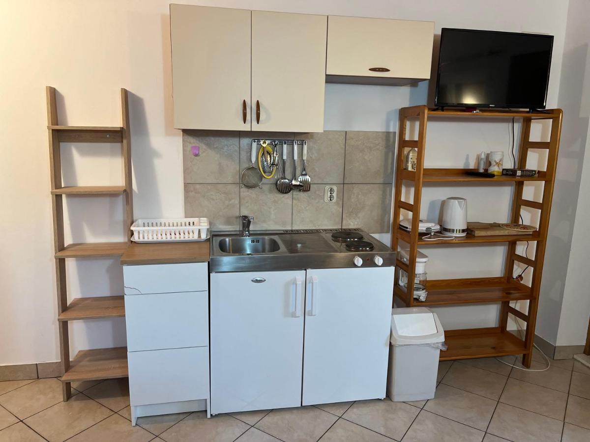 Apartmani Lisak Ugrina Baric Draga Exterior photo